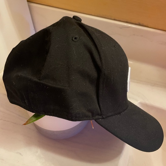 NWOT Quicksilver 39Thirty Mountain and Wave FlexFit Fitted Hat, M/L - Picture 4 of 10